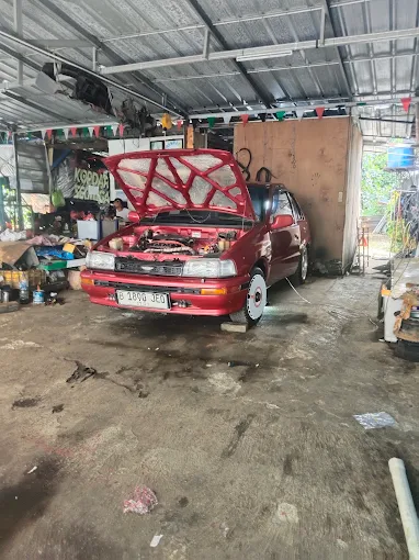 Daihatsu Charade G100 CX